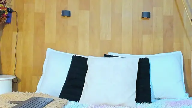 marianaa90 online show from March 10, 4:12 pm