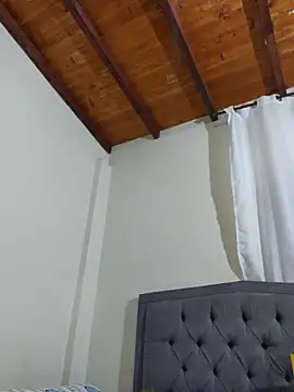 Snapshot of anny_vittar chatting on September 18, 3:52 am anny vittar online show from September 18, 3:52 am