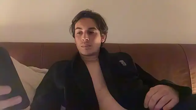 Snapshot of abe_in_red chatting on October 29, 10:11 pm abe in red online show from October 29, 10:11 pm