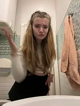 Snapshot of Holy_Tereza chatting on December 11, 6:42 pm Holy Tereza online show from December 11, 6:42 pm