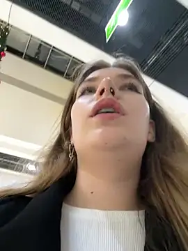 Snapshot of Holy_Tereza chatting on December 18, 3:00 pm Holy Tereza online show from December 18, 3:00 pm