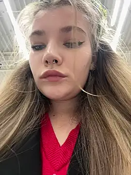 Snapshot of Holy_Tereza chatting on December 20, 3:10 pm Holy Tereza online show from December 20, 3:10 pm