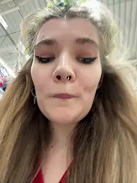 Snapshot of Holy_Tereza chatting on December 24, 3:37 pm Holy Tereza online show from December 24, 3:37 pm