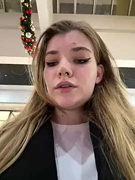 Snapshot of Holy_Tereza chatting on January 10, 5:34 pm Holy Tereza online show from January 10, 5:34 pm