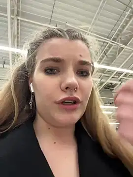 Snapshot of Holy_Tereza chatting on January 14, 6:28 pm Holy Tereza online show from January 14, 6:28 pm