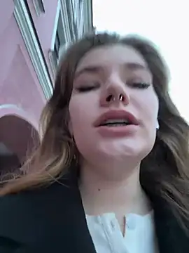 Snapshot of Holy_Tereza chatting on January 21, 6:43 am Holy Tereza online show from January 21, 6:43 am