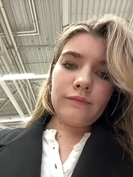 Snapshot of Holy_Tereza chatting on January 25, 3:20 pm Holy Tereza online show from January 25, 3:20 pm