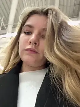 Snapshot of Holy_Tereza chatting on March 14, 3:25 pm Holy Tereza online show from March 14, 3:25 pm