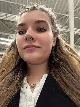 Snapshot of Holy_Tereza chatting on March 16, 3:17 pm Holy Tereza online show from March 16, 3:17 pm