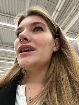 Snapshot of Holy_Tereza chatting on March 18, 3:31 pm Holy Tereza online show from March 18, 3:31 pm