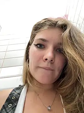 Snapshot of Holy_Tereza chatting on September 16, 3:35 pm Holy Tereza online show from September 16, 3:35 pm