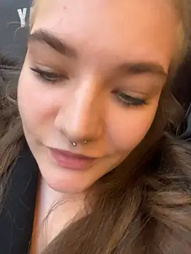 Snapshot of Holy_Tereza chatting on May 22, 4:01 pm Holy Tereza online show from May 22, 4:01 pm
