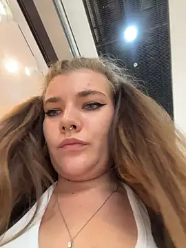 Snapshot of Holy_Tereza chatting on June 30, 3:35 pm Holy Tereza online show from June 30, 3:35 pm