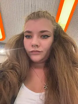Snapshot of Holy_Tereza chatting on July 15, 3:39 pm Holy Tereza online show from July 15, 3:39 pm