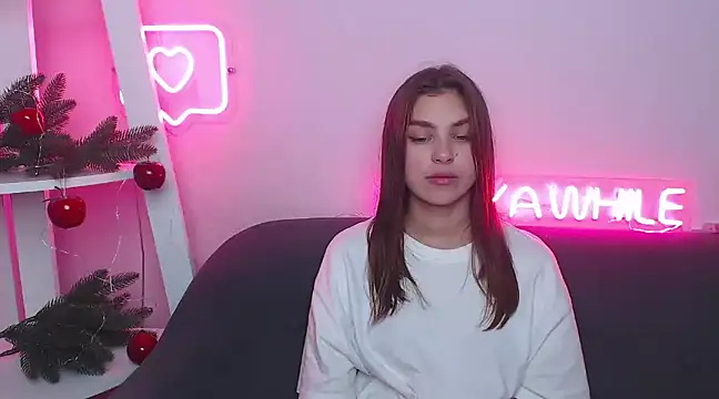 MilanaAngelAs online show from December 24, 8:55 am