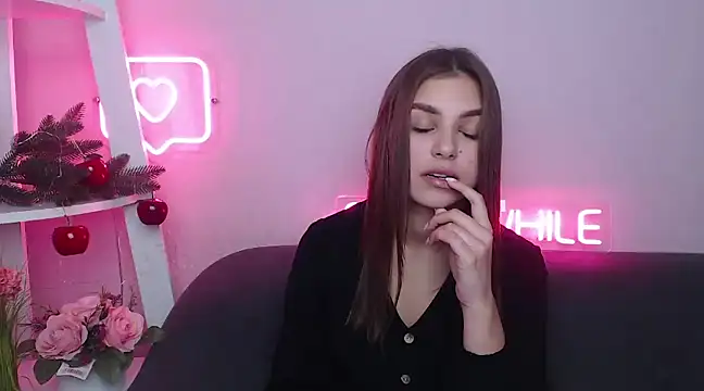 MilanaAngelAs online show from January 5, 5:41 am