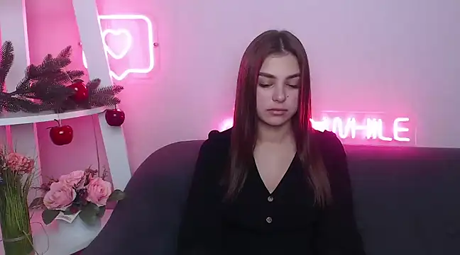 MilanaAngelAs online show from January 5, 10:43 am