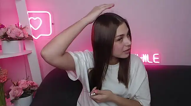 MilanaAngelAs online show from January 10, 5:37 am