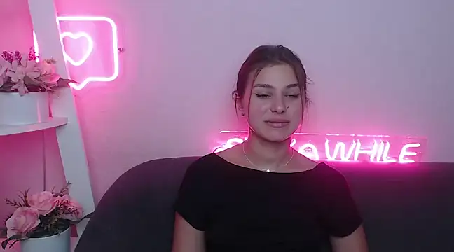 MilanaAngelAs online show from January 26, 11:50 am