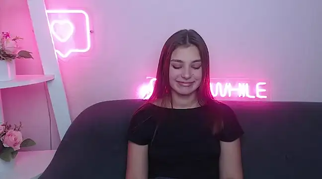 MilanaAngelAs online show from February 8, 9:35 am