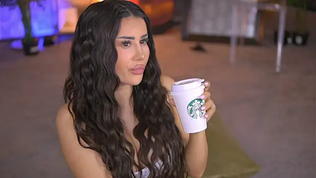 EvaZane online show from January 27, 3:18 pm