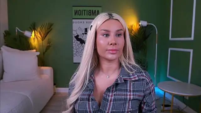 EvaZane online show from April 19, 9:41 am