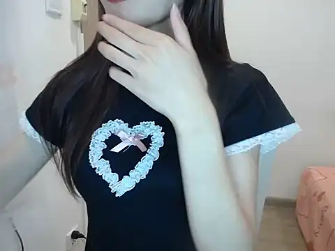 LiDonnaa online show from December 18, 11:56 am