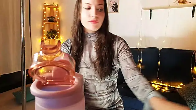 Snapshot of Melisa_cream chatting on January 14, 3:01 am Melisa cream online show from January 14, 3:01 am