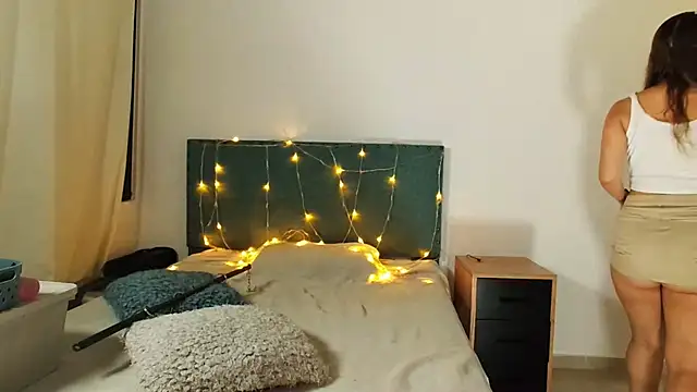 Snapshot of Melisa_cream chatting on January 20, 2:53 am Melisa cream online show from January 20, 2:53 am