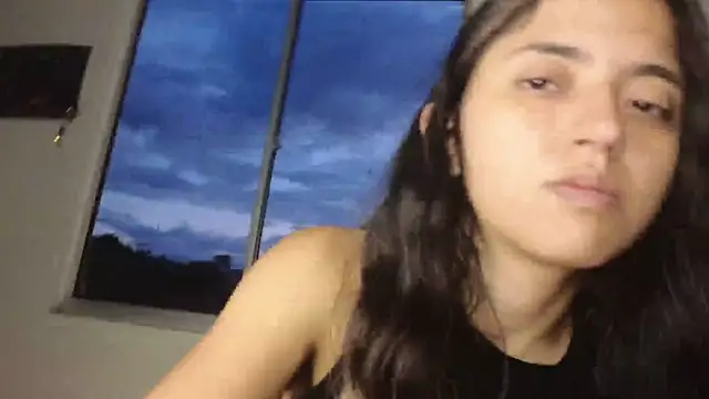 Snapshot of ViolettaSummer chatting on January 19, 11:32 pm ViolettaSummer online show from January 19, 11:32 pm