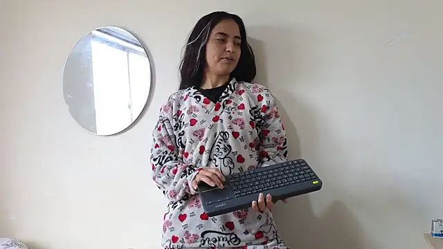 Snapshot of ViolettaSummer chatting on February 22, 4:09 pm ViolettaSummer online show from February 22, 4:09 pm