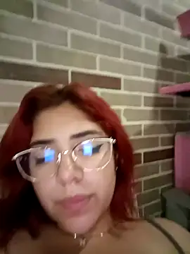 Snapshot of Rousse_Collinss chatting on February 8, 2:15 am Rousse Collinss online show from February 8, 2:15 am