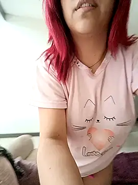 Snapshot of Rousse_Collinss chatting on February 23, 8:11 pm Rousse Collinss online show from February 23, 8:11 pm