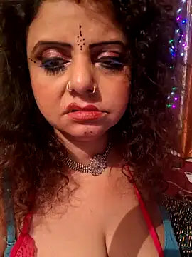 Snapshot of Maaya66 chatting on December 10, 10:37 pm Maaya66 online show from December 10, 10:37 pm