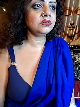 Snapshot of Maaya66 chatting on January 29, 8:35 pm Maaya66 online show from January 29, 8:35 pm