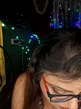 Maaya66 online show from April 19, 5:23 pm