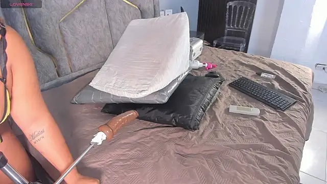 Snapshot of Katejordan chatting on January 8, 4:02 am Katejordan online show from January 8, 4:02 am