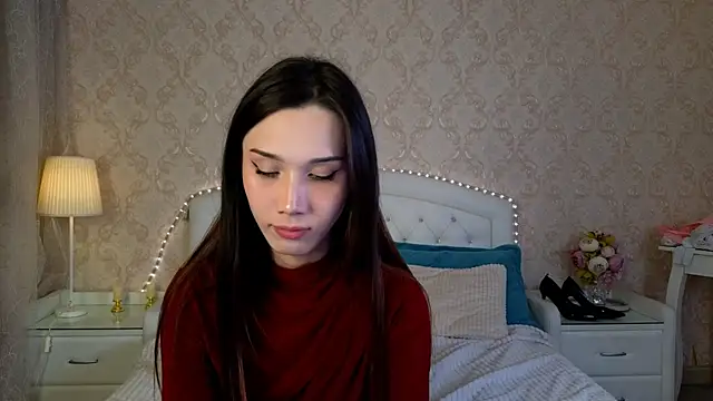 Kaia Sunshine Mia online show from November 9, 3:21 pm