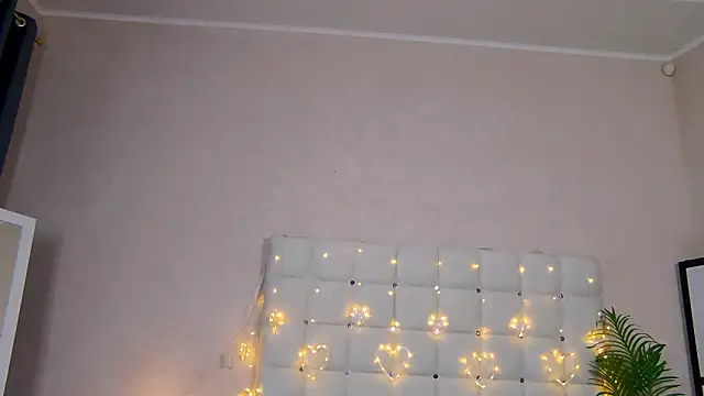 NicoleRosss online show from January 19, 10:28 am