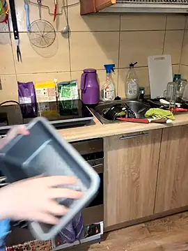 Snapshot of _xPani_x2 chatting on October 26, 9:37 am  xPani x2 online show from October 26, 9:37 am