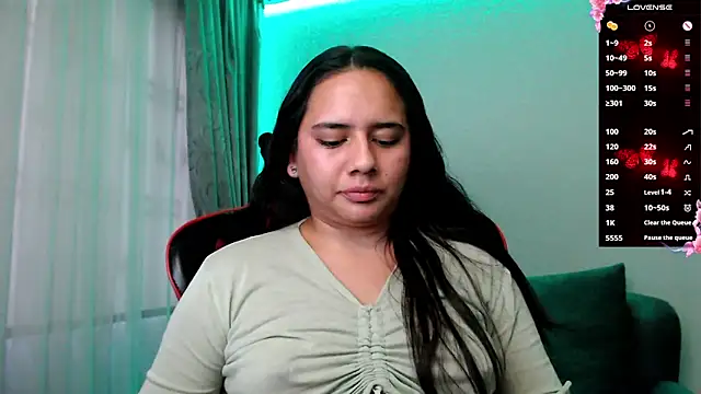 Lexyevans online show from February 11, 10:18 pm