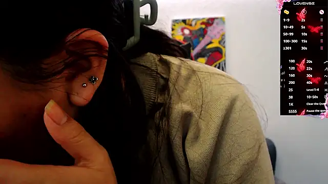 Lexyevans online show from March 22, 8:15 pm