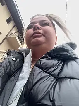 AllysonK online show from February 28, 8:53 am