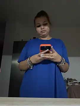 AllysonK online show from November 12, 4:18 pm