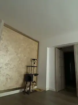 AllysonK online show from February 5, 12:10 pm