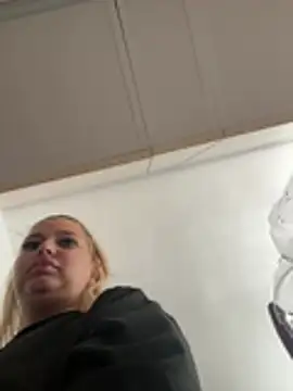 AllysonK online show from June 16, 10:07 am