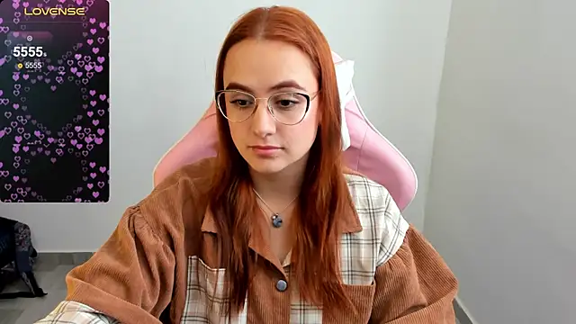 maryluna95 online show from December 17, 6:09 pm