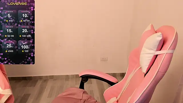 maryluna95 online show from December 28, 4:19 am