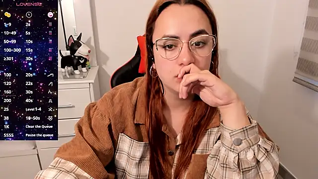 maryluna95 online show from September 12, 10:54 pm