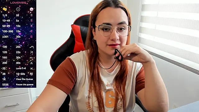 maryluna95 online show from September 24, 9:18 pm